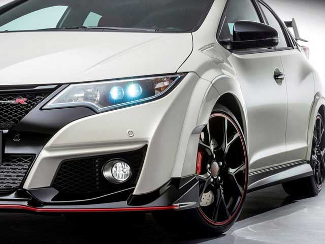 Honda наконец представила серийную версию Civic Type R в Женеве